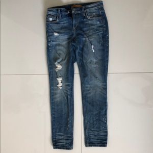 NWOT Distressed Joe’s Jeans - Billie Ankle Size 25